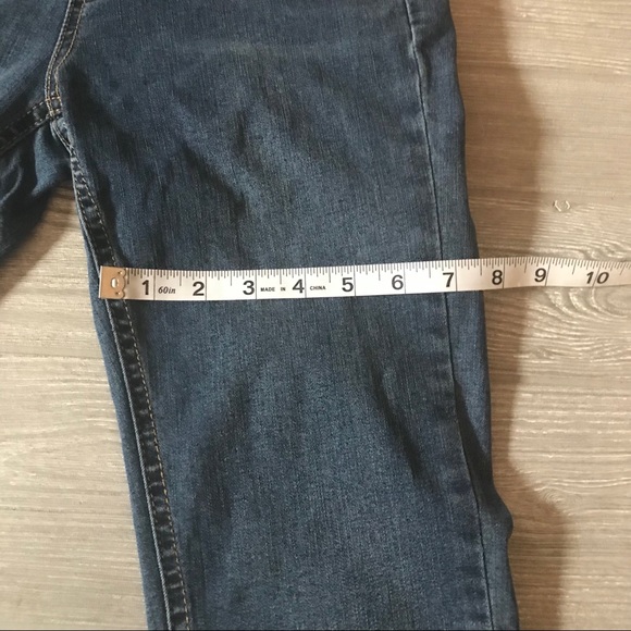 5/$20 SALE ✨ PARASICO Blue Denim Legging with Faux Pockets - Picture 8 of 12